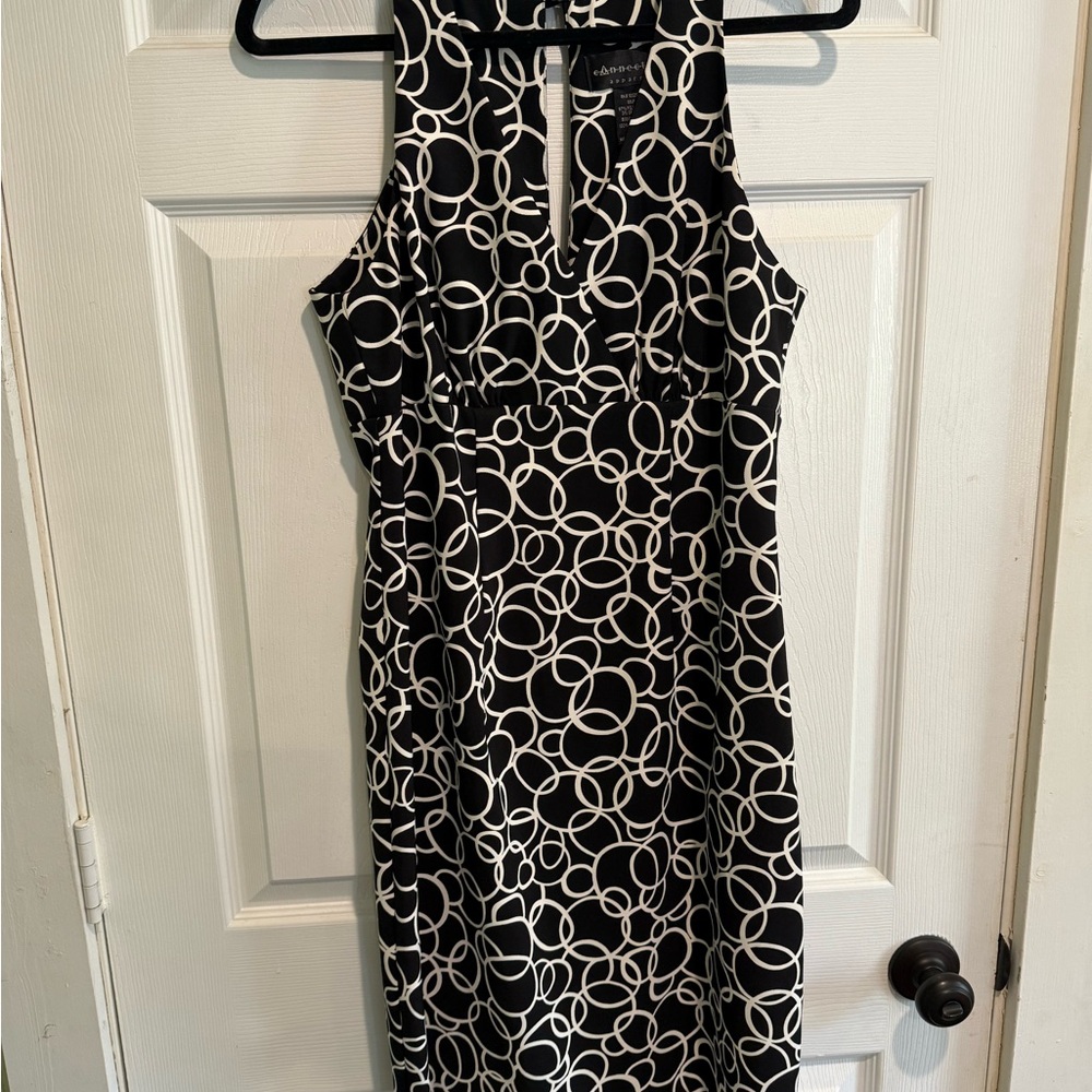 Connected Apparel Black and White Circle Midi Dress